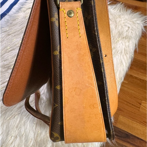 Louis Vuitton GM Cartouchiere sling Crossbag bag only - Picture 14 of 16